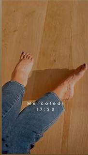 Francesca Leto feet photo thumbnail