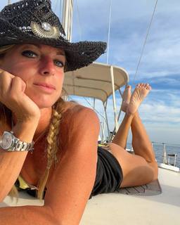 Francesca Leto feet photo thumbnail