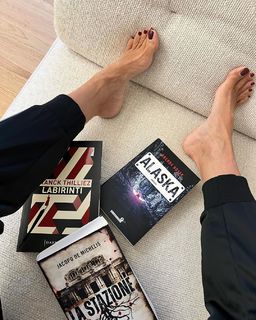 Francesca Leto feet photo thumbnail