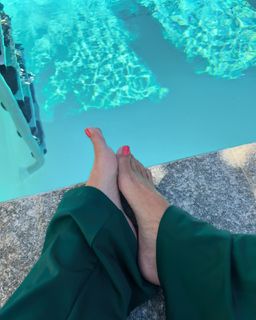 Francesca Leto feet photo thumbnail