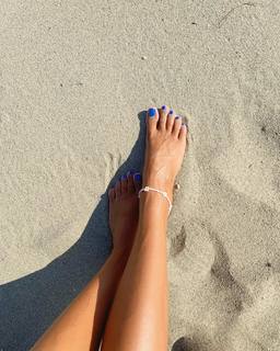 Francesca Leto feet photo thumbnail