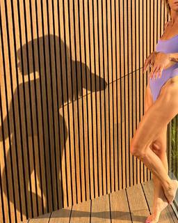 Francesca Leto feet photo thumbnail