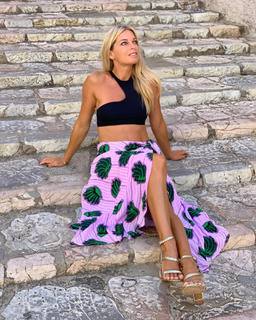 Francesca Leto feet photo thumbnail