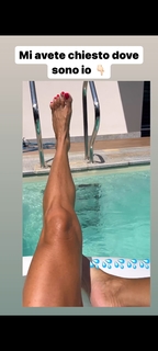 Francesca Leto feet photo thumbnail