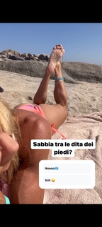 Francesca Leto feet photo thumbnail