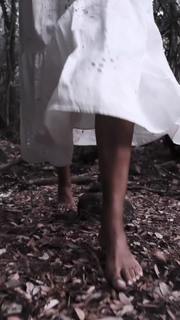 Francesca Lodo feet photo 3