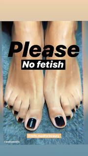 Francesca Lodo feet photo 4
