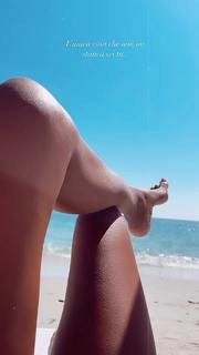 Francesca Lodo feet photo 6