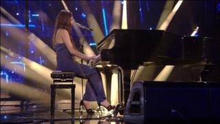 Francesca Michielin feet photo thumbnail