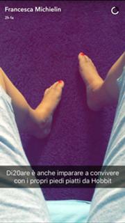 Francesca Michielin feet photo thumbnail