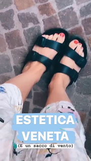 Francesca Michielin feet photo thumbnail