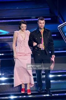 Francesca Michielin feet photo thumbnail