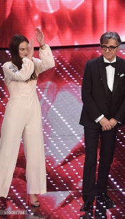 Francesca Michielin feet photo thumbnail