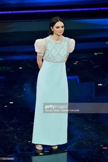 Francesca Michielin feet photo thumbnail