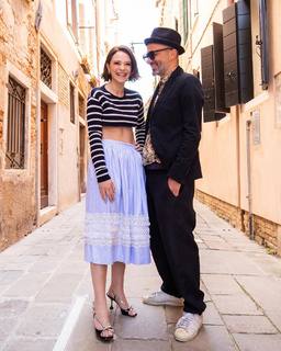 Francesca Michielin feet photo thumbnail