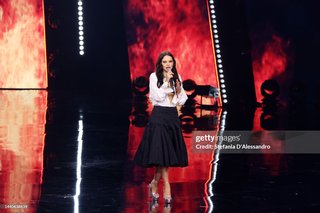 Francesca Michielin feet photo thumbnail