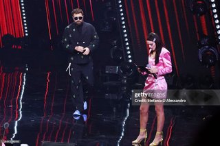 Francesca Michielin feet photo thumbnail