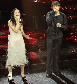 Francesca Michielin feet photo thumbnail