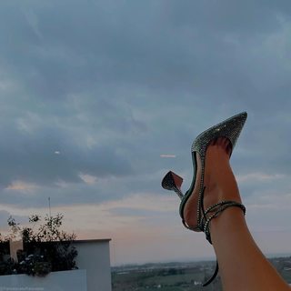 Francesca Novello feet photo 7