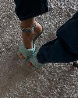 Francesca Novello feet photo 11