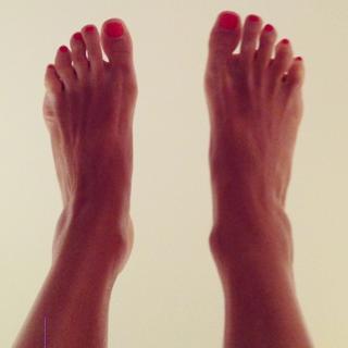 Francesca Senette feet photo 4