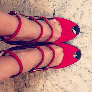 Francesca Senette feet photo 2