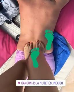 Francesca Senette feet photo 4