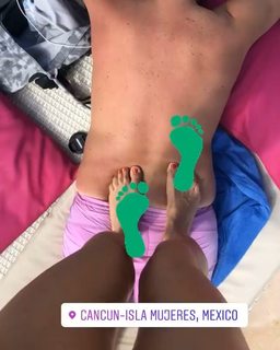 Francesca Senette feet photo 3