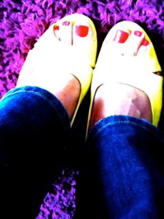 Francesca Senette feet photo 9