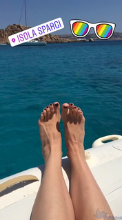Francesca Valtorta feet photo 2