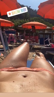 Francesca Valtorta feet photo 5