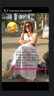 Francesca Valtorta feet photo 3