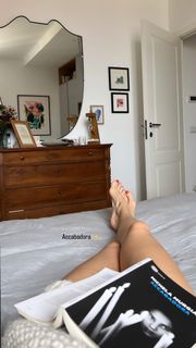 Francesca Valtorta feet photo 11