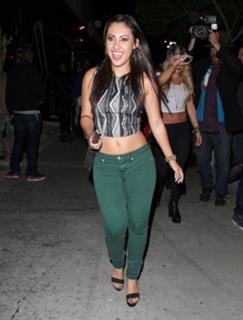 Francia Raisa feet photo thumbnail