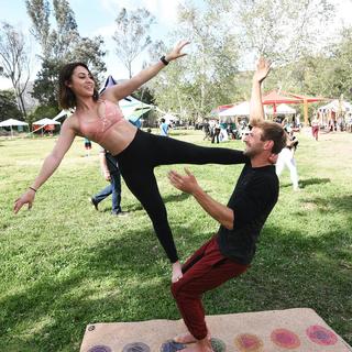 Francia Raisa feet photo thumbnail