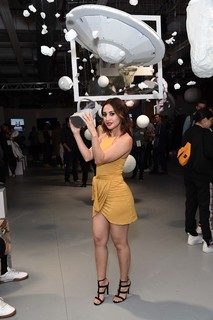 Francia Raisa feet photo thumbnail