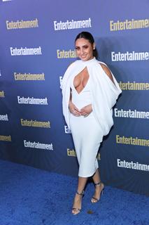 Francia Raisa feet photo thumbnail