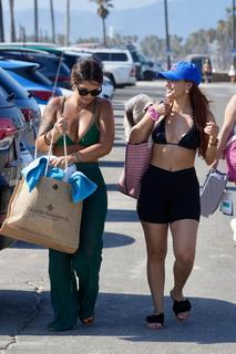 Francia Raisa feet photo thumbnail