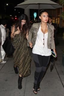 Francia Raisa feet photo thumbnail