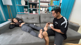 Franciele Souza feet photo 17