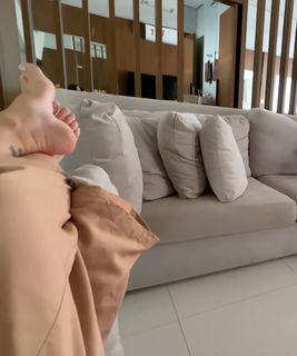 Franciele Souza feet photo 8