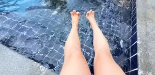 Franciele Souza feet photo 6