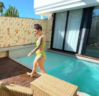 Franciele Souza feet photo 3