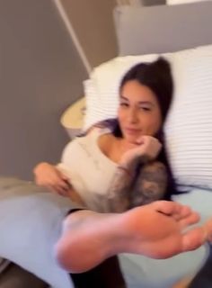 Franciele Souza feet photo 6