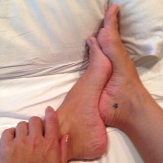 Franciely Freduzeski feet photo thumbnail