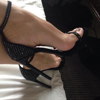 Franciely Freduzeski feet photo thumbnail