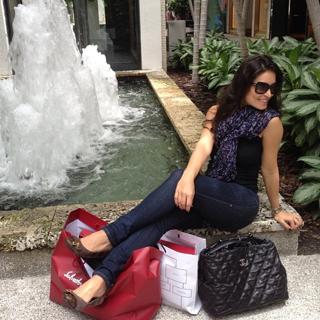 Franciely Freduzeski feet photo thumbnail