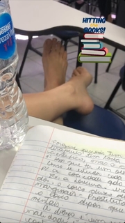Franciely Freduzeski feet photo thumbnail