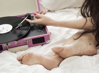 Franciely Freduzeski feet photo thumbnail