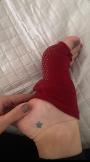 Franciely Freduzeski feet photo thumbnail
